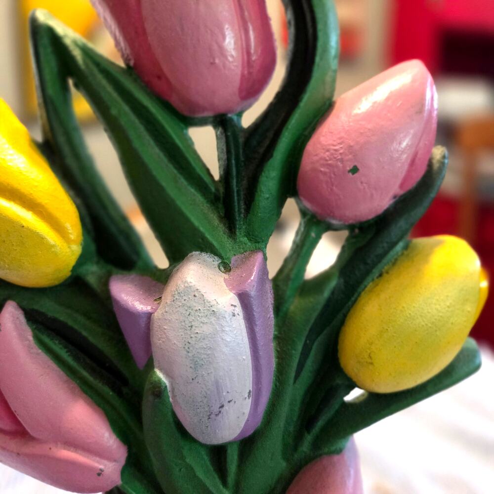 Cast Iron Spring Tulip Bouquet Vintage Door Stop Indoor Outdoor 9.5" Height - Picture 4 of 7